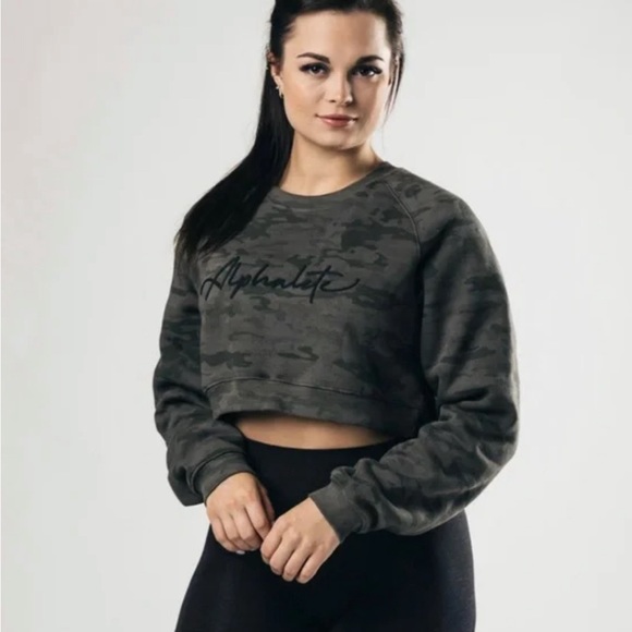 Alphalete Tops - ALPHALETE gray camo cropped logo sweatshirt size medium